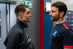 Phil Dunster e Brett Goldstein in Ted Lasso 2x06