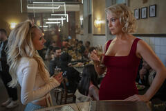 Juno Temple e Hannah Waddingham in Ted Lasso 3x03