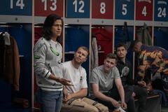 Cristo Fernández, David Elsendoorn, Billy Harris e Stephen Manas in Ted Lasso 3x08