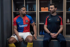 Kola Bokinni e Brett Goldstein in Ted Lasso 3x09