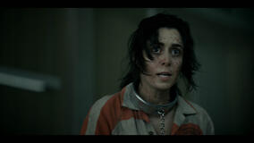 Cristin Milioti in The Penguin - Stagione 1