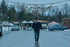 Justin H. Min come Ben Hargreeves in The Umbrella Academy 4x02