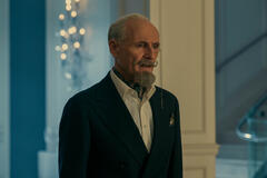 Colm Feore come Reginald Hargreeves in The Umbrella Academy 4x03