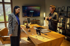 (S-D) Sian Clifford come Anna, Rob Lowe come Ellis in Unstable 1x03