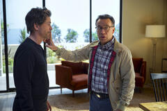 (S-D) Rob Lowe come Ellis, Fred Armisen come Leslie in Unstable 1x03