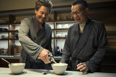 (S-D) Rob Lowe come Ellis, Fred Armisen come Leslie in Unstable 1x03