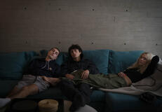 (S-D) Fernando Cattori come Gerardo, Juan Pablo Fuentes come Xavi, Ximena Lamadrid come Mariana in Untamed Royals