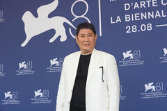 Il regista Takeshi Kitano al photocall di Broken Rage a Venezia 81 il 6 settembre 2024