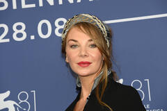 L'attrice Marte Engebrigtsen al photocall di Kjærlighet (Love) di Dag Johan Haugerud a Venezia 81 il 6 settembre 2024