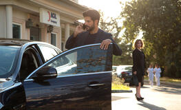 Burak Özçivit (Kemal Soydere) e Zerrin Tekindor (Leyla Acemzade) in Endless Love - 12 Settembre 2024 su Canale 5