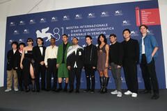 Delegazione del film Happyend di Neo Sora a Venezia 81