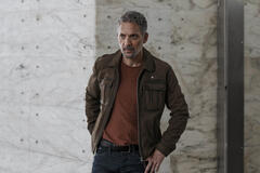 Giuseppe Fiorello (Fabrizio Corsaro) in I Fratelli Corsaro