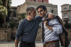 Giuseppe Fiorello (Fabrizio Corsaro) e Paolo Briguglia (Roberto Corsaro) in I Fratelli Corsaro