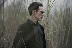 Elio Germano in Iddu di Fabio Grassadonia e Antonio Piazza