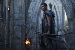 Ismael Cruz Córdova come Arondir in Il Signore degli Anelli Gli Anelli del Potere 2x04