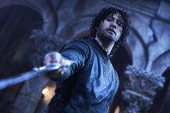 Alex Tarrant come Valandil in Il Signore degli Anelli: Gli Anelli del Potere 2x05