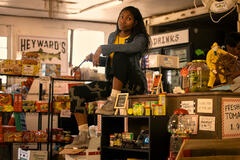 Carlacia Grant come Cleo in Outer Banks 3x05