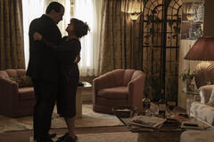 Colin Farrell, Deirdre O'Connell in The Penguin 1x02