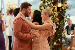 (S-D) Jack Reynor come Thomas Winbury, Dakota Fanning come Abby Winbury in The Perfect Couple 1x01