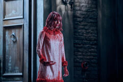 Emma Myers come Enid Sinclair in Mercoledì 1x04