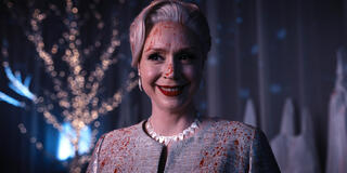 Gwendoline Christie come Larissa Weems in Mercoledì 1x04