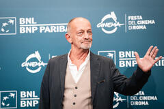 Paolo De Vita al photocall di Avetrana - Qui non è Hollywood alla Festa del Cinema di Roma, il 18 ottobre 2024