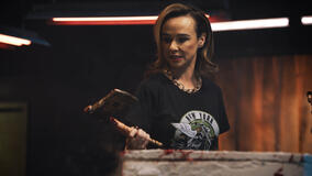 Danielle Harris in Killer Cakes 1x01
