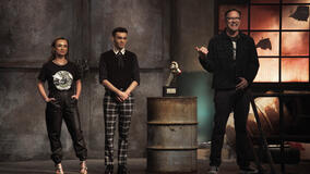 Danielle Harris, Nikk Alcaraz e Matthew Lillard in Killer Cakes 1x02