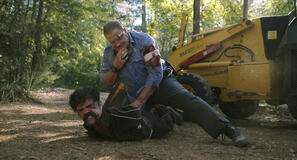 Jady (Peter Dinklage) e Farful (Brendan Fraser) in Brothers