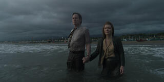 Kevin Kline come Stephen Brigstocke (2001) e Lesley Manville come Nancy Brigstocke in Disclaimer 1x03