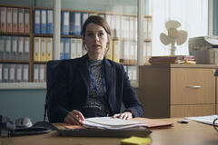 Lucy Chambers (Jessica Raine) in The Devil's Hour 1x01