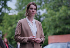 Lucy Chambers (Jessica Raine) in The Devil's Hour 1x01