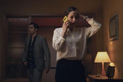 (S-D) Mike (Phil Dunster), Lucy (Jessica Raine) in The Devil's Hour 1x01