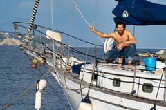 Giacomo Gianniotti in Inganno di Pappi Corsicato 1x03