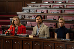 Giacomo Gianniotti, Dharma M. Woods e Fabrizia Sacchi in Inganno di Pappi Corsicato 1x06