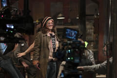 Johnny Depp sul set del film Modì - Tre Giorni sulle Ali della Follia