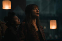 Rashida Jones in Silo 1x01