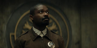 David Oyelowo in Silo 1x01
