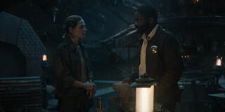 Rebecca Ferguson e David Oyelowo in Silo 1x02