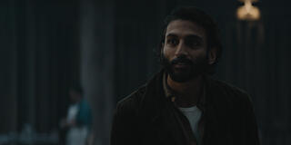 Avi Nash in Silo 1x06