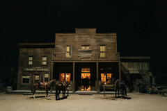 The Dead Don't Hurt di Viggo Mortensen - Immagine dal set