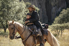 The Dead Don't Hurt di Viggo Mortensen - Immagine dal set