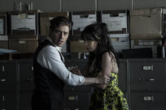 Michael Zegen, Cristin Milioti in The Penguin 1x04