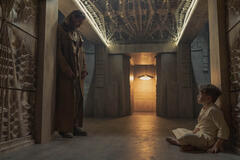 Travis Fimmel, Charlie Hodson-Prior in Dune Prophecy 1x01