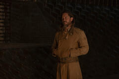 Travis Fimmel in Dune: Prophecy 1x02