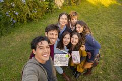 Non è un paese per single di Laura Chiossone - First Look