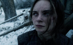 Saura Lightfoot come Abish in American Primeval 1x02