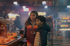 (S-D) McKenna Roberts come Alice e Rylan Jackson come Leo in Back In Action