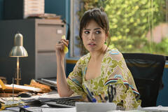 Sofia Morandi come Carla in Una mamma senza freni - First Look