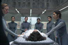 Chloe Lea, Aoife Hinds in Dune: Prophecy 1x03